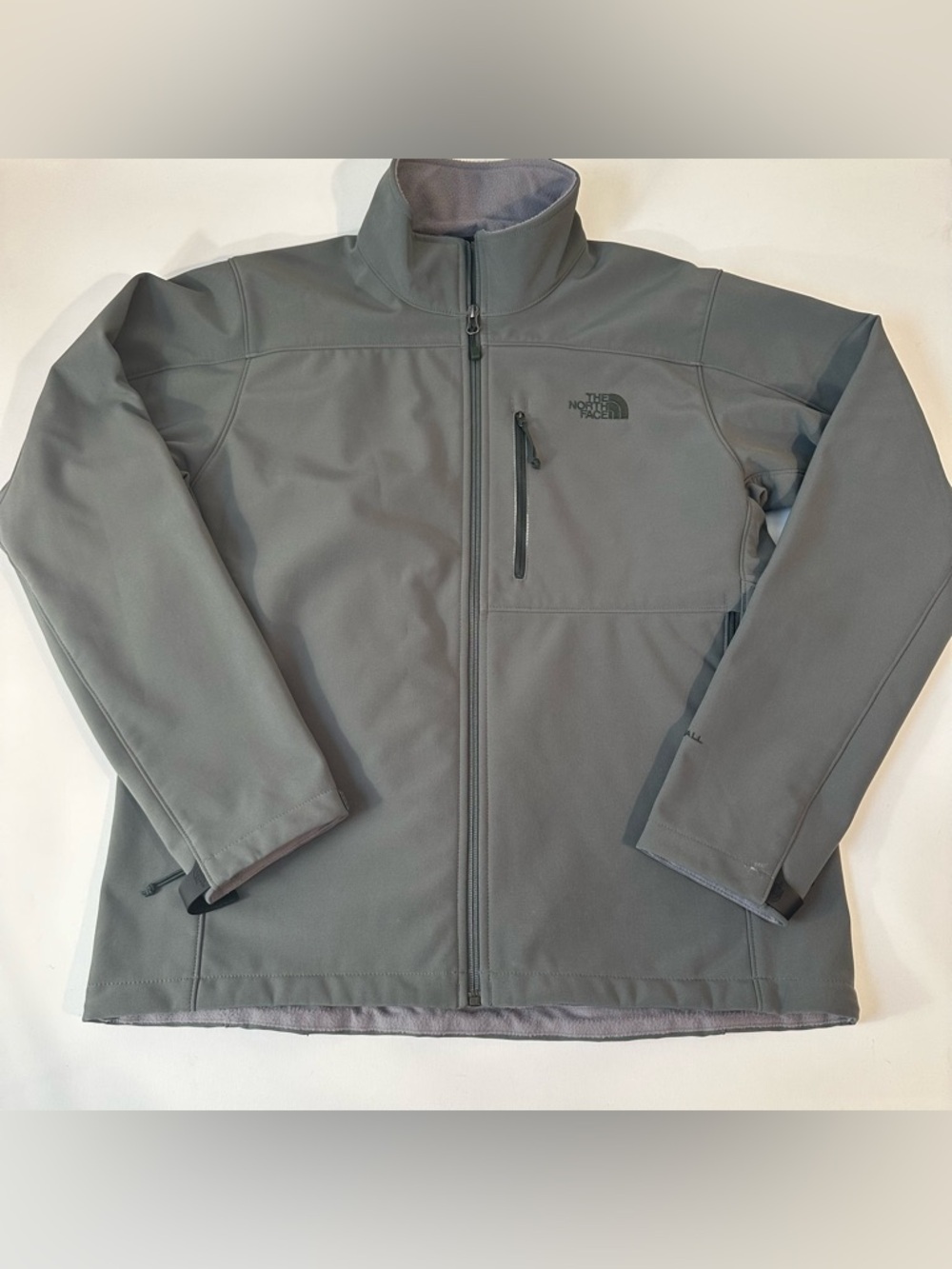 RETIRED - MENS - THE NORTH FACE - WINDWALL ZIP UP SAGE GREEN JACKET